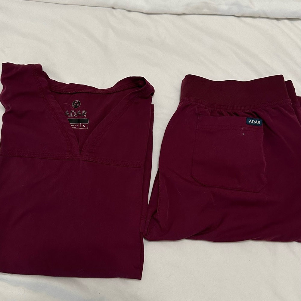 Women’s Adar scrubs
